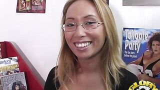 Watch Bamboo, the faceless fuck, deep throat queen, get a cumshot in her mouth while getting pounded in public Сover